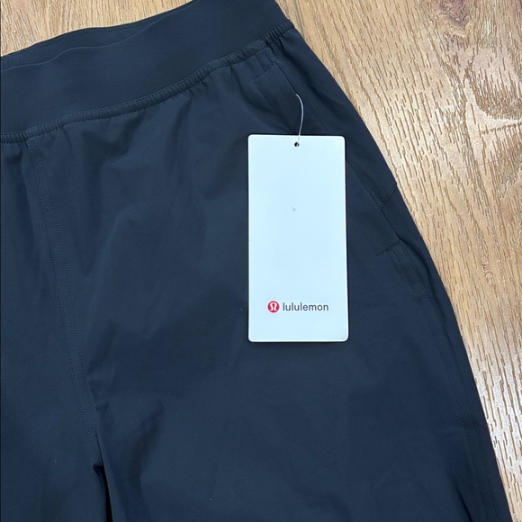 NEW Lululemon Adapted State High Rise Jogger Size 6 Womens Black - Picture 2 of 6